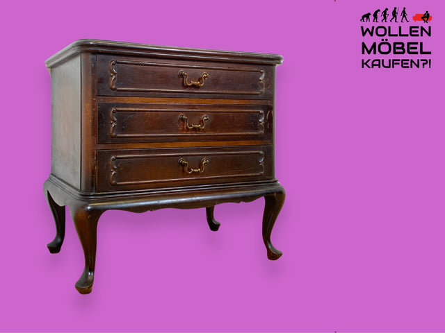 WMK I Elegante kleine 50er Jahre Chippendale Kommode aus vollem Holz mit Schubladen & Messinggriffen I Schubladenkommode Wäschekommode Flurkommode Ablage Nachttisch Mid-Century Vintage Berlin NRW Ulm