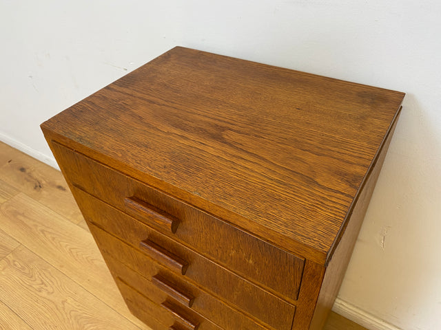 WMK # Formschlichte & gut erhaltene 50er Jahre Kommode aus vollem Eichenholz mit vielen Schubladen & originalen Holzgriffen # Sideboard Wäschekommode Schrank Schubladenkommode Vintage Mid-Century 60er