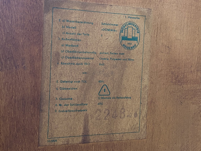 WMK # Formschöner und gut aufgeteilter 60er Jahre Kleiderschrank Modell Dominia von VEB Heidenau # Schrank Schlafzimmerschrank Wardrobe Wäscheschrank DDR Rockabilly Vintage 50er 60er Retro Mid-Century