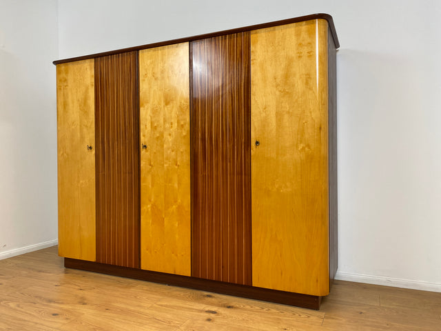 WMK # Formschöner und gut aufgeteilter 60er Jahre Kleiderschrank Modell Dominia von VEB Heidenau # Schrank Schlafzimmerschrank Wardrobe Wäscheschrank DDR Rockabilly Vintage 50er 60er Retro Mid-Century