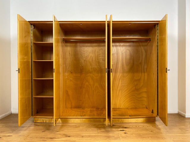 WMK I Hochwertiger heller 60er Jahre Kleiderschrank aus vollem Holz mit perfekter Aufteilung I Schrank Schlafzimmerschrank Wardrobe Wäscheschrank Vintage Mid-Century 50er Berlin Bielefeld Regensburg