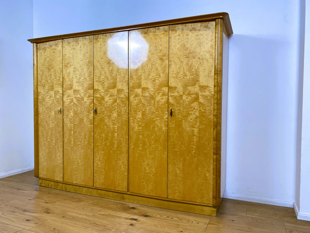 WMK I Hochwertiger heller 60er Jahre Kleiderschrank aus vollem Holz mit perfekter Aufteilung I Schrank Schlafzimmerschrank Wardrobe Wäscheschrank Vintage Mid-Century 50er Berlin Bielefeld Regensburg