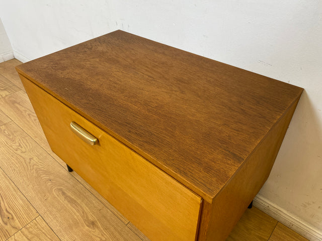 WMK I Hochwertige 60er Jahre Kommode aus vollem Holz mit Klappe & Messinggriff I Schrank Sideboard Lowboard Barkommode Barschrank Wäschekommode Mid-Century Vintage Retro DDR I Berlin Freiburg München