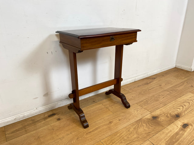 WMK I Zauberhafter 60er Jahre Nähtisch im antiken Stil mit Klappe & Fächern I Nähkommode Beistelltisch Tischchen Ablage Schmuckkasten Konsole Truhe Schminktisch Jugendstil Vintage Berlin München Bonn