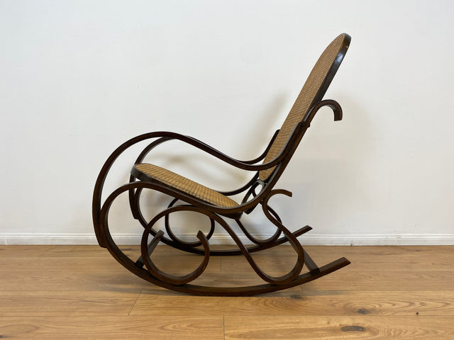 WMK # Elegant and very well preserved vintage rocking chair in the style of Thonet with bentwood frame &amp; Viennese wickerwork # Rocking armchair armchair reading chair relaxation chair rocking chair wickerwork retro