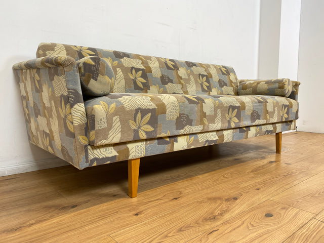 WMK I Stilvolles 60er Jahre Schlafsofa von VEB Hellerau mit freundlichem späterem Bezug und passenden Kissen I Sofa Couch Schlafcouch Klappcouch Daybed Sitzgarnitur Mid-Century Vintage Berlin Hof Ulm