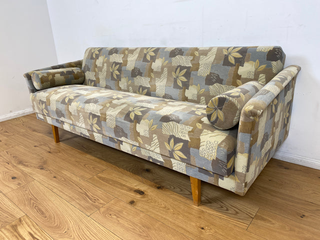 WMK I Stilvolles 60er Jahre Schlafsofa von VEB Hellerau mit freundlichem späterem Bezug und passenden Kissen I Sofa Couch Schlafcouch Klappcouch Daybed Sitzgarnitur Mid-Century Vintage Berlin Hof Ulm