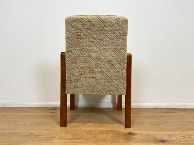 WMK # 1/3 Formschöner, bequemer & sehr gut erhaltener Mid-Century Sessel mit hellem Originalbezug & Teakholz Rahmen # Stuhl Sessel Lesesessel Armchair Armlehnsessel Schreibtischstuhl Vintage 60er 70er