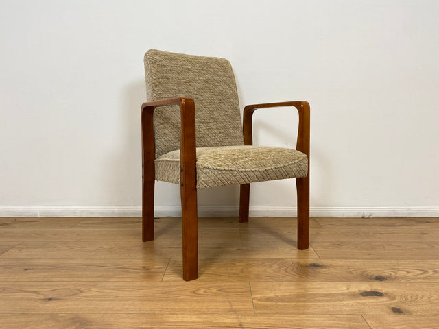 WMK # 1/3 Formschöner, bequemer & sehr gut erhaltener Mid-Century Sessel mit hellem Originalbezug & Teakholz Rahmen # Stuhl Sessel Lesesessel Armchair Armlehnsessel Schreibtischstuhl Vintage 60er 70er