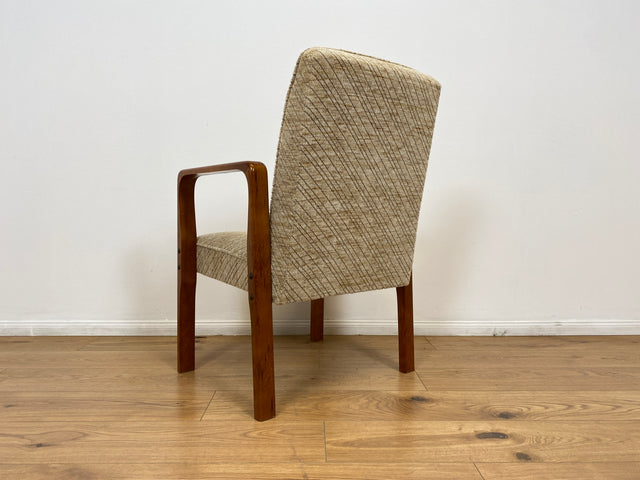 WMK # 1/3 Formschöner, bequemer & sehr gut erhaltener Mid-Century Sessel mit hellem Originalbezug & Teakholz Rahmen # Stuhl Sessel Lesesessel Armchair Armlehnsessel Schreibtischstuhl Vintage 60er 70er