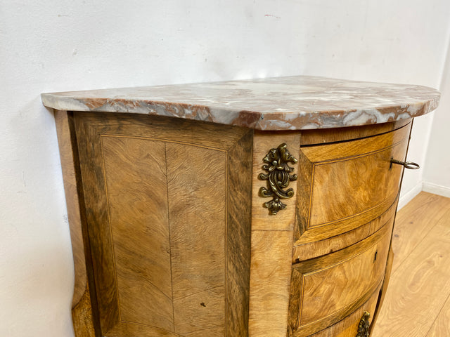 WMK I Feine 60er Jahre Stilmöbel Kommode mit sehr schöner Marmor Auflage, Schubladen und edlen Messingbeschlägen I Schrank Flur Beistelltisch Nachtisch Rokoko Barock Vintage Berlin Regensburg München