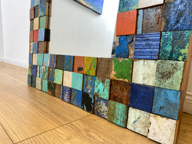 Boatwood by WMK # Einzigartiger 65x200cm großer Wandspiegel aus altem Bootsholz, ein handgefertigtes Unikat in Originalfarben # bunter Spiegel Standspiegel Mirror Flurspiegel Treibholz Bootsmöbel