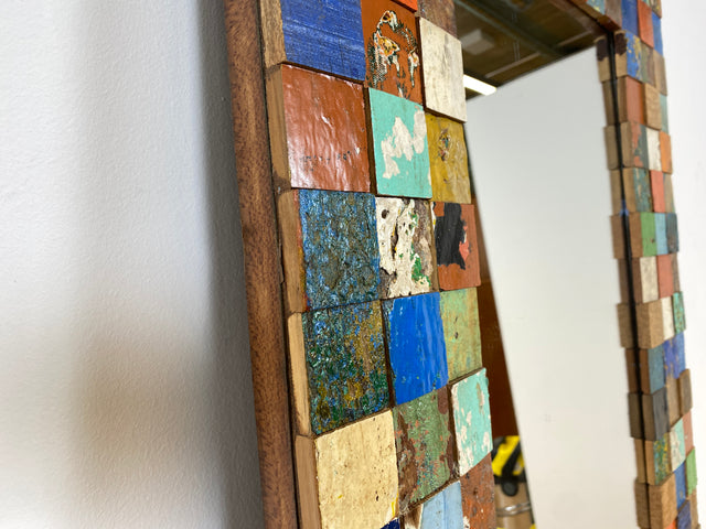 Boatwood by WMK # Einzigartiger 65x200cm großer Wandspiegel aus altem Bootsholz, ein handgefertigtes Unikat in Originalfarben # bunter Spiegel Standspiegel Mirror Flurspiegel Treibholz Bootsmöbel