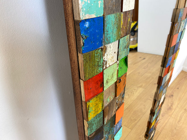 Boatwood by WMK # Einzigartiger 65x200cm großer Wandspiegel aus altem Bootsholz, ein handgefertigtes Unikat in Originalfarben # bunter Spiegel Standspiegel Mirror Flurspiegel Treibholz Bootsmöbel