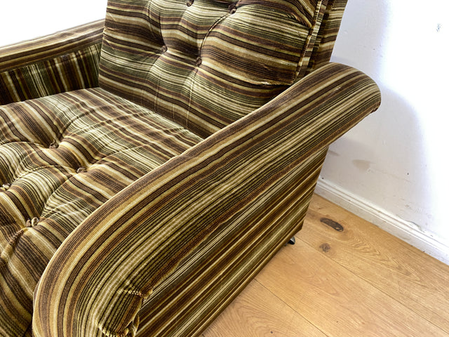 WMK I Formschöner & gemütlicher 70er Jahre Space Age Sessel mit grün-braun gestreiftem Originalbezug I Armchair Clubsessel Loungesessel Lesesessel Sitzgarnitur Retro Vintage Berlin Hannover Stuttgart