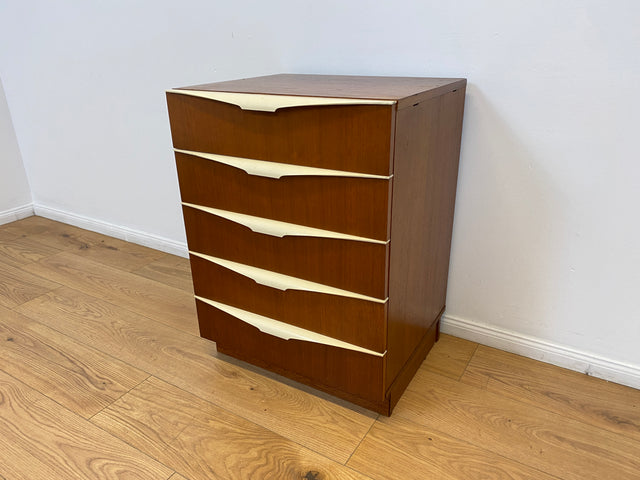 WMK # Very nice and well-preserved 70s chest of drawers with drawers and elegant original handles # Cupboard Chest of drawers Laundry chest Sideboard Cabinet Bedside table Vintage Mid-Century Retro