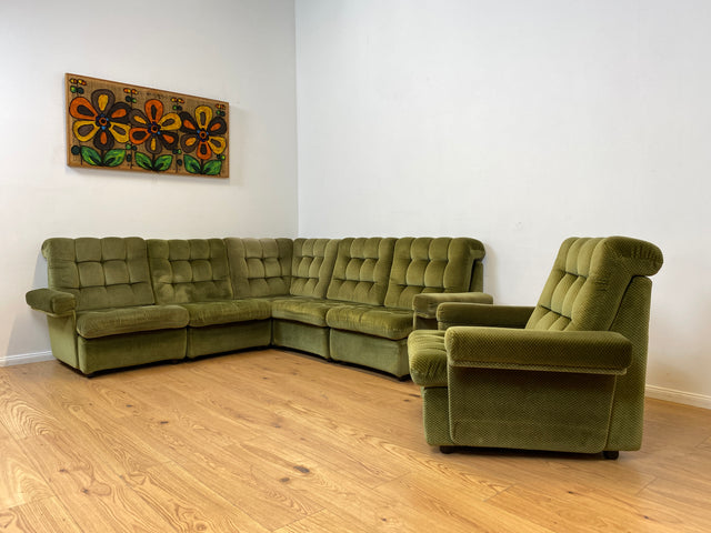 WMK I Schönes und äußerst gemütliches modulares 70er Jahre Ecksofa mit grünem gestepptem Originalbezug I Couch Eckcouch Sitzecke Wohnzimmer Polstergarnitur Retro Vintage Berlin Passau Leipzig Nürnberg