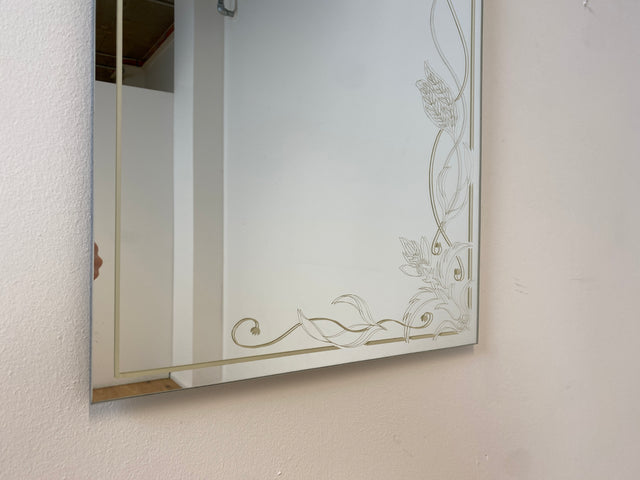 WMK I Hübscher und gut erhaltener 70er Jahre Rundbogen Wandspiegel , kunstvoll Handbemalt in Champagnerton I Spiegel Garderobe Badspiegel Flurspiegel Hollywood Regency Vintage Berlin Bremen Passau