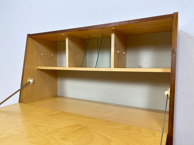 WMK I Stilvoller 70er Jahre Sekretär mit stabiler Schreibklappe und toller Maserung I Schreibschrank Desk Schreibkommode Schreibtisch Kommode Schrank Vintage Retro Mid-Century Berlin Dresden Hessen