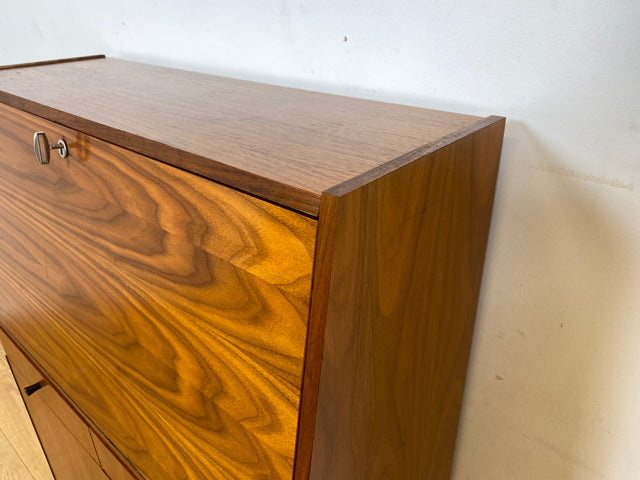 WMK I Stilvoller 70er Jahre Sekretär mit stabiler Schreibklappe und toller Maserung I Schreibschrank Desk Schreibkommode Schreibtisch Kommode Schrank Vintage Retro Mid-Century Berlin Dresden Hessen