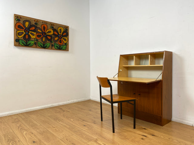 WMK I Stilvoller 70er Jahre Sekretär mit stabiler Schreibklappe und toller Maserung I Schreibschrank Desk Schreibkommode Schreibtisch Kommode Schrank Vintage Retro Mid-Century Berlin Dresden Hessen