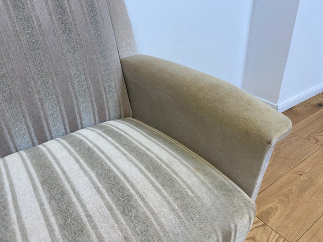 WMK # Gemütliches und gut erhaltenes 70er Jahre Sofa mit Schlaffunktion, Bettwäschefach, bequemen Federkern und grau beigem Originalbezug # Couch Schlafsofa Schlafcouch Klappcouch Retro Vintage Berlin