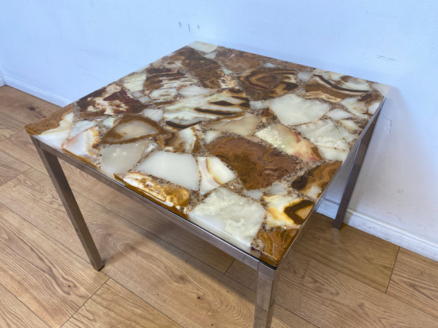 WMK I Stilvoller 70er Jahre Space Age Couchtisch mit charaktervoller Onyx Platte auf Chrom Tischgestell I Wohnzimmertisch Coffee Table Marmor Hollywood Regency Vintage Berlin Köln München Hamburg 60er
