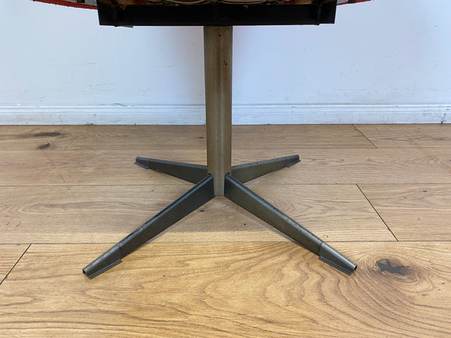 WMK # 1/2 Kultiger & gut erhaltener 70er Jahre Space Age Drehsessel mit Originalbezug und Kunstleder Umrahmung # Sessel Armchair Stuhl Clubsessel Schalensessel Cocktailsessel Lesesessel Vintage Retro