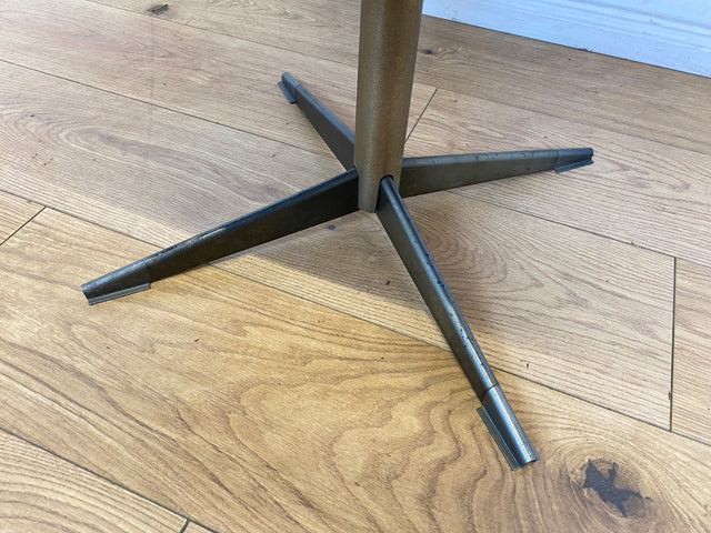 WMK # 1/2 Kultiger & gut erhaltener 70er Jahre Space Age Drehsessel mit Originalbezug und Kunstleder Umrahmung # Sessel Armchair Stuhl Clubsessel Schalensessel Cocktailsessel Lesesessel Vintage Retro