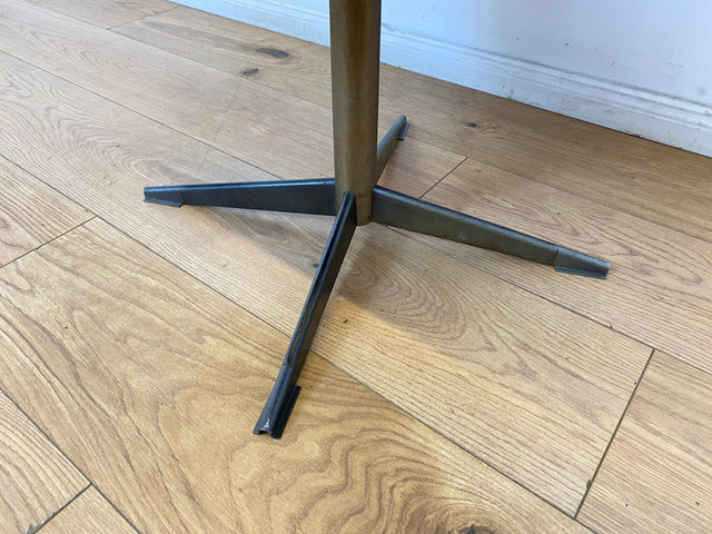 WMK # 1/2 Kultiger & gut erhaltener 70er Jahre Space Age Drehsessel mit Originalbezug und Kunstleder Umrahmung # Sessel Armchair Stuhl Clubsessel Schalensessel Cocktailsessel Lesesessel Vintage Retro