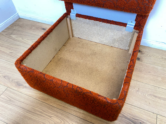 WMK I Kultiges 70er Jahre Space Age Modular Sofa aus 2 Sessel mit grandiosem orangem Originalbezug & Staufächern