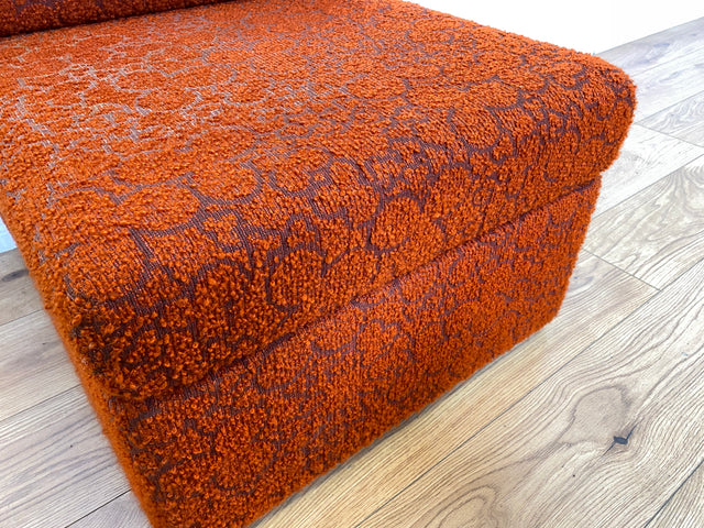 WMK I Kultiges 70er Jahre Space Age Modular Sofa aus 2 Sessel mit grandiosem orangem Originalbezug & Staufächern