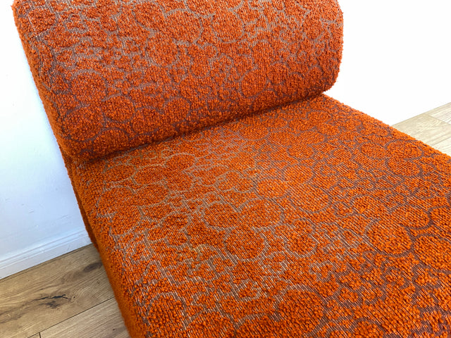 WMK I Kultiges 70er Jahre Space Age Modular Sofa aus 2 Sessel mit grandiosem orangem Originalbezug & Staufächern