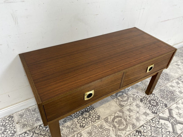 WMK Stilvolles und gut erhaltenes skandinavisches Lowboard aus 1970er Jahren mit Schubladen und formschönen Metallgriffen # TV-Lowboard Fernsehkommode Kommode Schubladenkommode Sideboard Retro Vintage