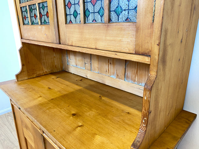 WMK I Wunderschöne antike Anrichte aus vollem Holz mit bunter floraler Bleiverglasung I Schrank Büffet Büfett Küchenschrank Küchenanrichte Jugendstil Vintage Bauern Weichholz Berlin Hannover Dresden