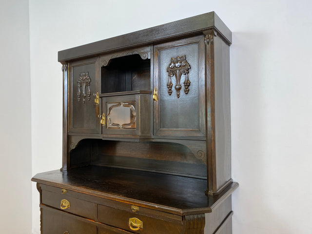 WMK # Imposante antike Anrichte aus massiver Eiche mit Messingbeschlägen & facettiertem Glas # Buffet Büfett Küchenanrichte Kredenz Geschirrschrank Küche Vitrine Schrank Gründerzeit Jugendstil Vintage