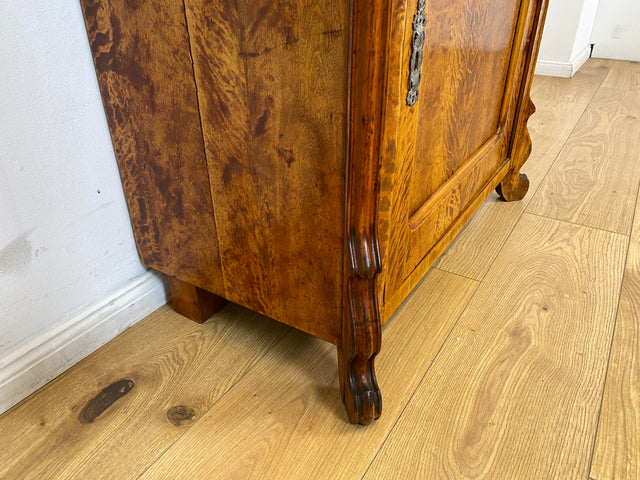 WMK I Wunderschöne kleine antike Kommode aus vollem Holz mit Schublade und in edlem Flammenfurnier I Schrank Flurkommode Wäschekommode Cabinet Konsole Biedermeier Vintage Berlin Stuttgart Düsseldorf