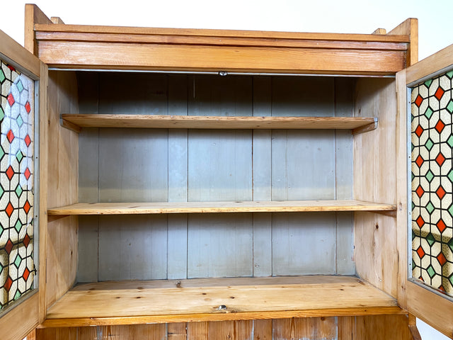 WMK I Wunderschöne antike Anrichte aus vollem Holz mit bunter floraler Bleiverglasung I Schrank Büffet Büfett Küchenschrank Küchenanrichte Jugendstil Vintage Bauern Weichholz Berlin Hannover Dresden