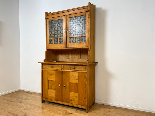 WMK I Wunderschöne antike Anrichte aus vollem Holz mit bunter floraler Bleiverglasung I Schrank Büffet Büfett Küchenschrank Küchenanrichte Jugendstil Vintage Bauern Weichholz Berlin Hannover Dresden