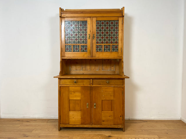 WMK I Wunderschöne antike Anrichte aus vollem Holz mit bunter floraler Bleiverglasung I Schrank Büffet Büfett Küchenschrank Küchenanrichte Jugendstil Vintage Bauern Weichholz Berlin Hannover Dresden