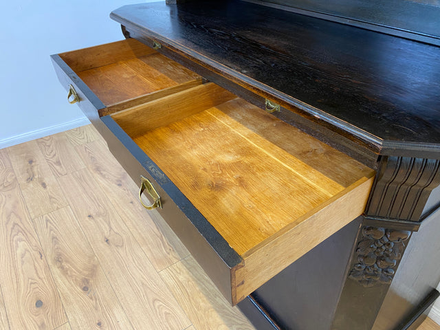 WMK # Imposante antike Anrichte aus massiver Eiche mit Messingbeschlägen & facettiertem Glas # Buffet Büfett Küchenanrichte Kredenz Geschirrschrank Küche Vitrine Schrank Gründerzeit Jugendstil Vintage