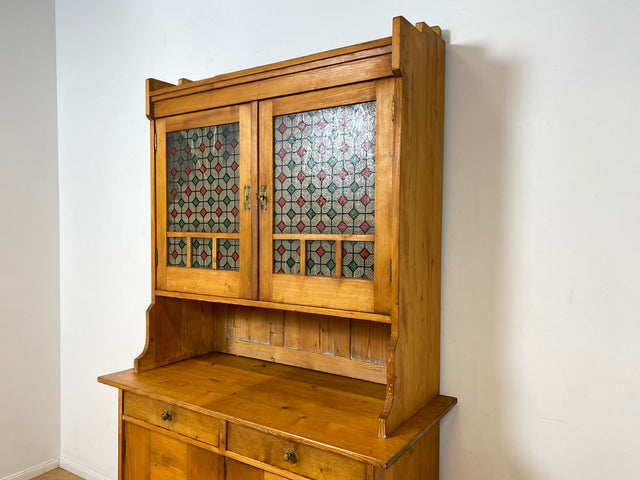 WMK I Wunderschöne antike Anrichte aus vollem Holz mit bunter floraler Bleiverglasung I Schrank Büffet Büfett Küchenschrank Küchenanrichte Jugendstil Vintage Bauern Weichholz Berlin Hannover Dresden