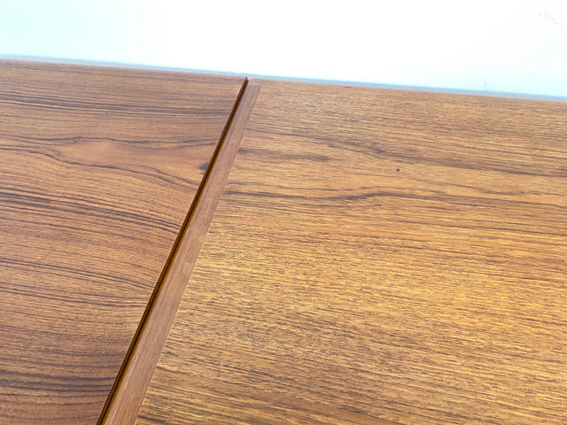 WMK I Stilvoller ausziehbarer skandinavischer Mid-Century Designer Esstisch von Aulum Møbelfabrik in Teakholz I Tisch Holztisch Ausziehtisch Dining Table Danish Design Vintage Teak Berlin Dresden Köln