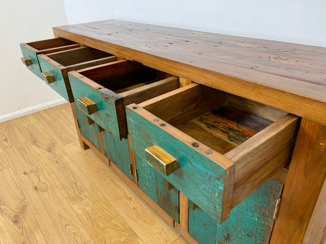 Boatwood by WMK I Nachhaltiges Sideboard handgefertigt aus altem Bootsholz mit Schubladen