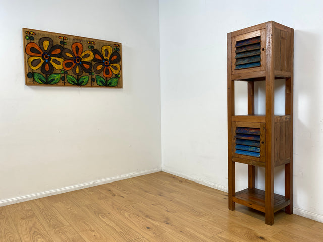 Boatwood by WMK I Besonderes Regal mit Lamellentüren I Handmade Unikat aus altem Bootsholz I Teakholz massiv I Holzregal Bücherregal Bücherschrank Küchenregal Badschrank Badregal Flurregal Berlin Kiel