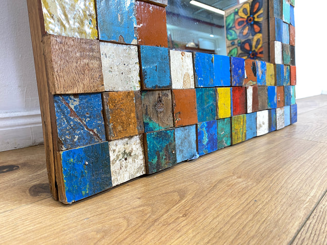 Boatwood by WMK # Einzigartiger 65x200cm großer Wandspiegel aus altem Bootsholz, ein handgefertigtes Unikat in Originalfarben # bunter Spiegel Flurspiegel Standspiegel Mirror Treibholz Bootsmöbel