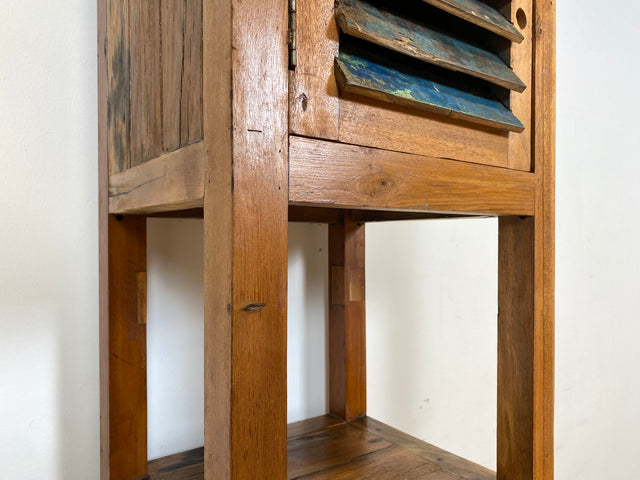 Boatwood by WMK I Besonderes Regal mit Lamellentüren I Handmade Unikat aus altem Bootsholz I Teakholz massiv I Holzregal Bücherregal Bücherschrank Küchenregal Badschrank Badregal Flurregal Berlin Kiel