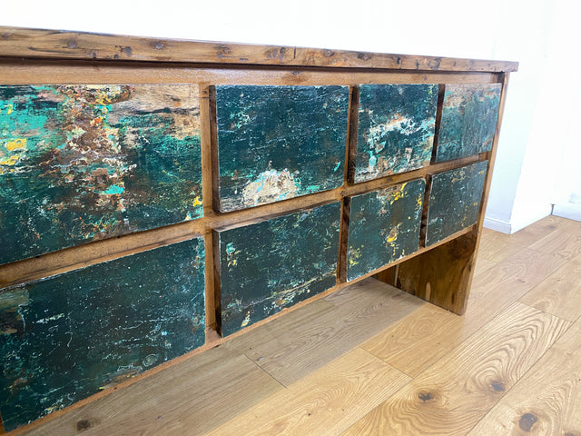 Boatwood by WMK I Einzigartige Anrichte aus altem Bootsholz in Originalfarben I handgefertigtes Unikat I Teakholz massiv I mit Schubladen I Schrank Kommode Sideboard Küchen Wäsche Apotheker Bootsmöbel