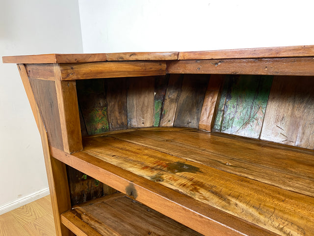 Boatwood by WMK I Einzigartige Bar aus altem Bootsholz I handgefertigtes Unikat in Originalfarben der Boote I Teakholz massiv I Hausbar Theke Cafe Bar Strand Beach Gastro Hotel Möbel Berlin Sylt Usedo