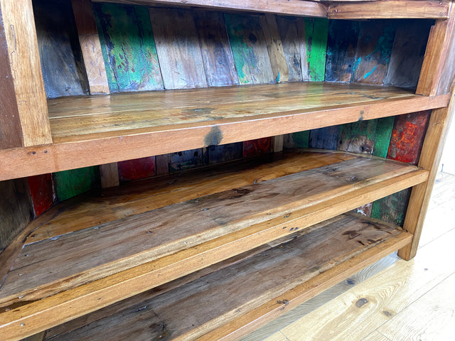 Boatwood by WMK I Einzigartige Bar aus altem Bootsholz I handgefertigtes Unikat in Originalfarben der Boote I Teakholz massiv I Hausbar Theke Cafe Bar Strand Beach Gastro Hotel Möbel Berlin Sylt Usedo